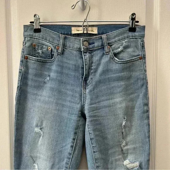 GAP Best Girlfriend Jeans Distressed Ankle Crop Boho Light Wash Blue Denim 25 - Picture 5 of 16